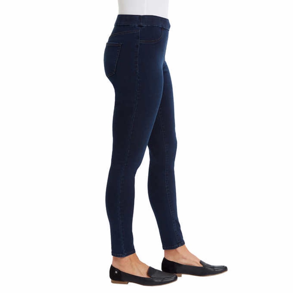 Gloria Vanderbilt Ladies’ Pull-On Pant - Picture 2 of 3